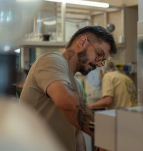 Fernando, da equipe Civitá Café